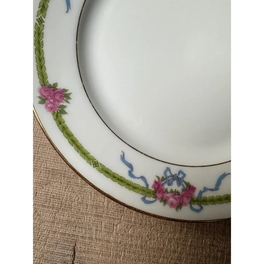 T&V Limoges France Antique Porcelain Dessert Plate Art Nouveau Roses 1917 6.25